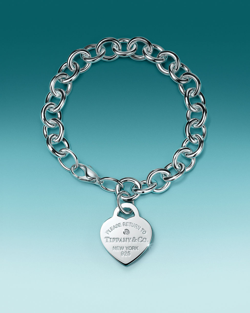 2024 holiday bg 2x2 prod 38 sfcc